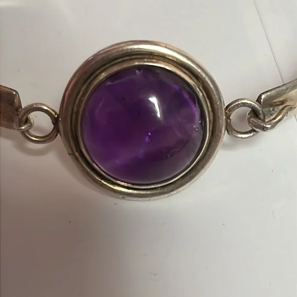 925 bangle large amethyst. Big wrist friendly - Picture 5 of 14